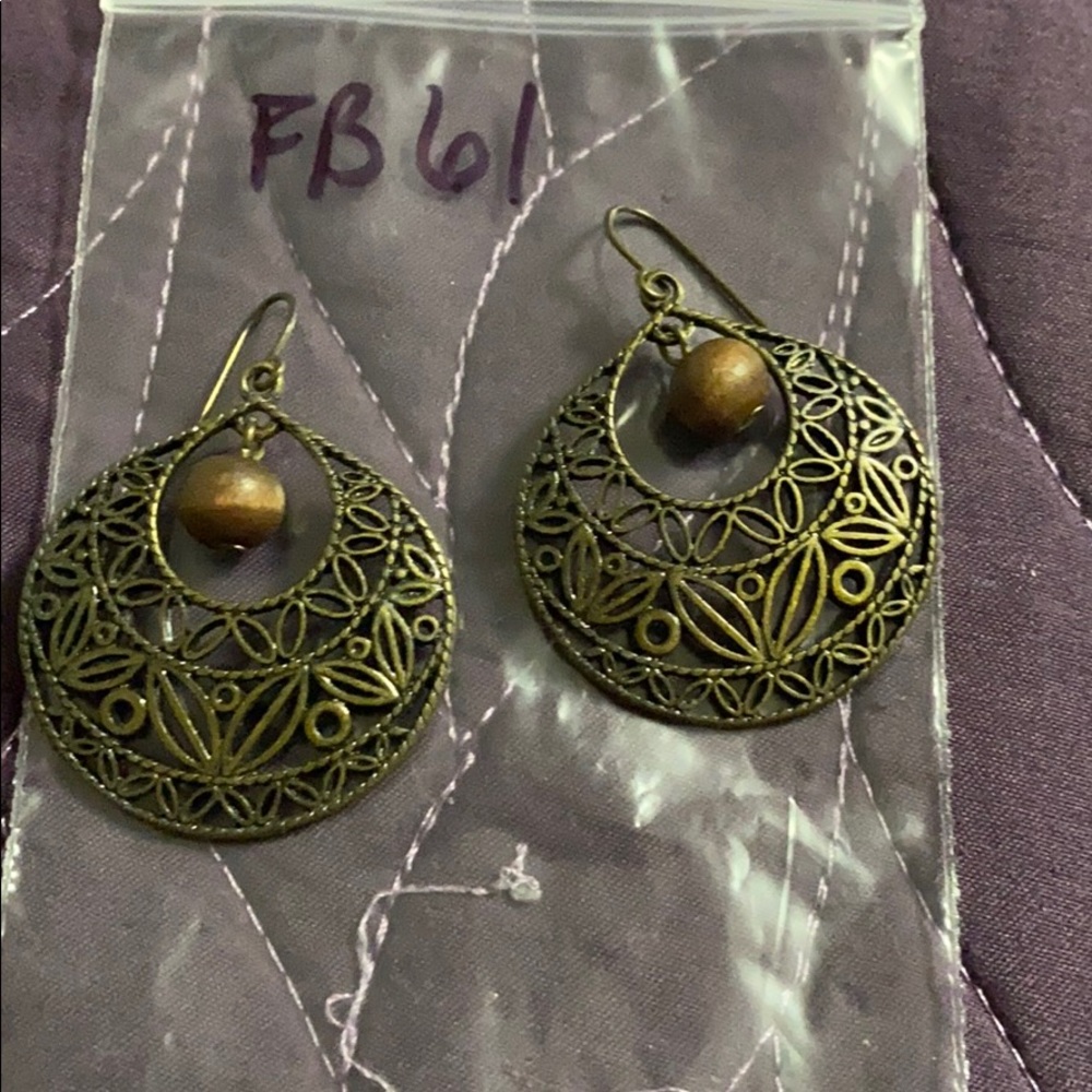 Very nice earrings